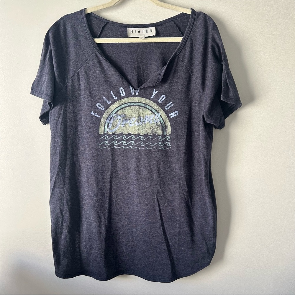 Hiatus graphic tee “Follow Your…” 1X